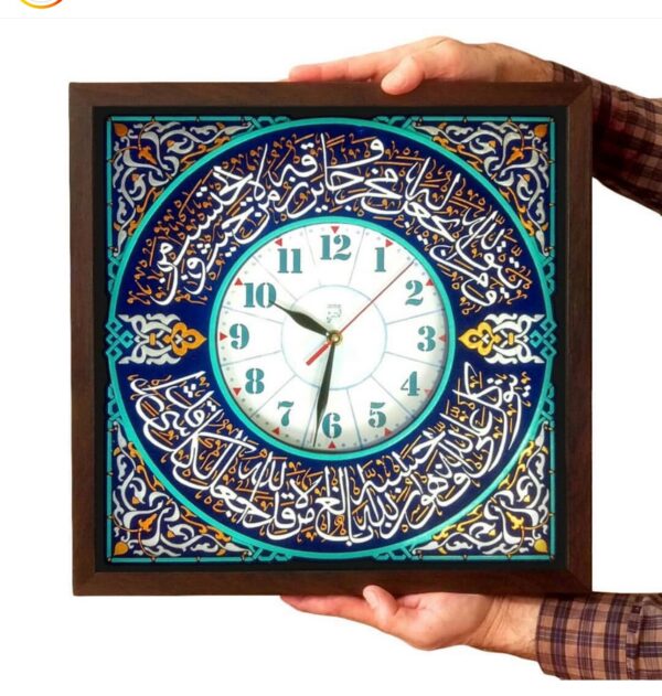 لوحة اصفهانية -وَمَن يَتَّقِ اللَّهَ يَجْعَل لَّهُ مَخْرَجًا، وَيَرْزُقْهُ مِنْ حَيْثُ لَا يَحْتَسِبُ - 45x45 cm - Image 4